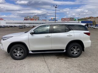 2018 Toyota Fortuner II, белый, 2905000 рублей, вид 5