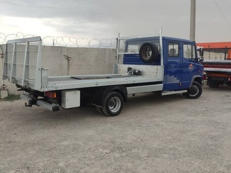 2002 Mercedes-Benz 612D, синий, 2100000 рублей, вид 4