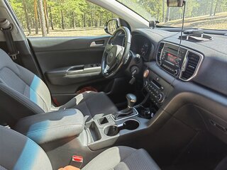 2018 Kia Sportage IV, белый, 2100000 рублей, вид 5