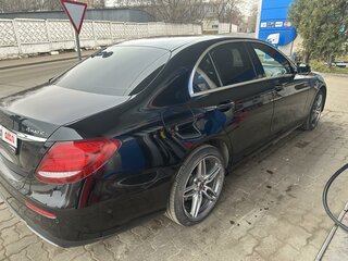 2019 Mercedes-Benz E-Класс 220 d V (W213, S213, C238), чёрный, 3600000 рублей, вид 3