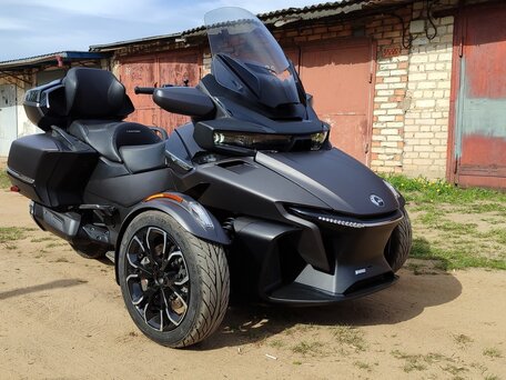 2022 BRP Can-Am Spyder, чёрный, 2828349 рублей, вид 3