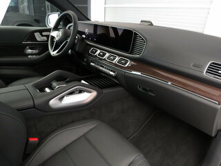 2025 Mercedes-Benz GLE Coupe 450 d II (C167) Рестайлинг, белый, 14970000 рублей, вид 5