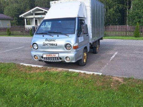 2011 Hyundai Porter, серебристый, 700000 рублей, вид 2