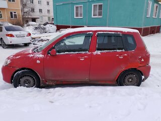 2002 Mazda Demio II (DY), красный, 390000 рублей, вид 4