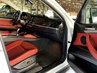 2012 BMW X6 35i I (E71) Рестайлинг, белый, 4444444 рублей, вид 4