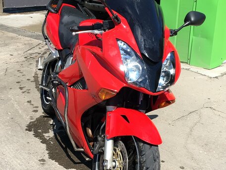2002 Honda VFR 800, красный, 470000 рублей, вид 2