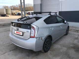 2011 Toyota Prius III Рестайлинг (XW30), серый, 700000 рублей, вид 4