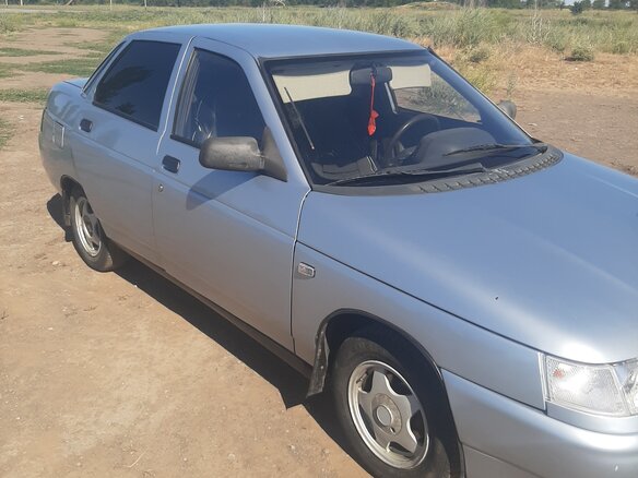 2002 Lada (ВАЗ) 2110, серебристый, 200000 рублей - вид 1