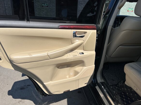 2011 Lexus LX 570 III, чёрный, 4190000 рублей - вид 20