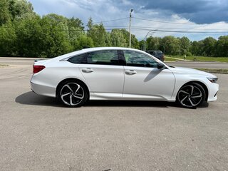 2021 Honda Accord X Рестайлинг, белый, 2960000 рублей, вид 4