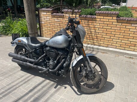 2019 Harley-Davidson Low Rider, серый, 1680000 рублей, вид 1