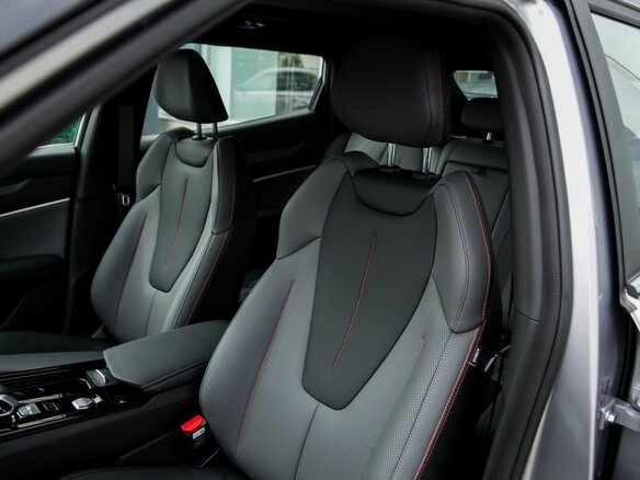 2026 Geely Cityray, серебристый - вид 10
