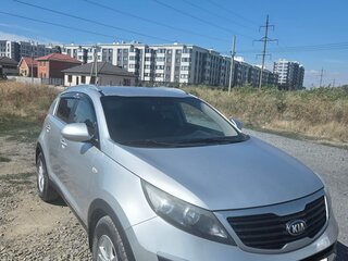 2013 Kia Sportage III, серебристый, 1400000 рублей, вид 3