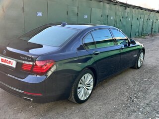 2014 BMW 7 серии Long 740Li xDrive V (F01/F02/F04) Рестайлинг, синий, 2000000 рублей, вид 4