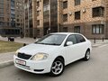2000 Toyota Corolla IX (E120, E130), белый, 700000 рублей