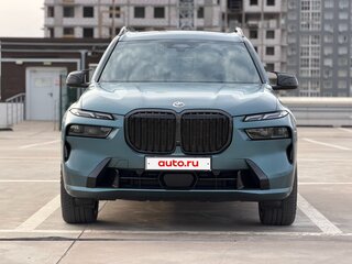 2022 BMW X7 40i I (G07) Рестайлинг, серый, 11200000 рублей, вид 2