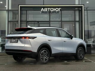 2026 Omoda C7, серебристый, 3099000 рублей, вид 4