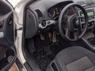 2011 Skoda Octavia II (A5) Рестайлинг, белый, 580000 рублей, вид 5