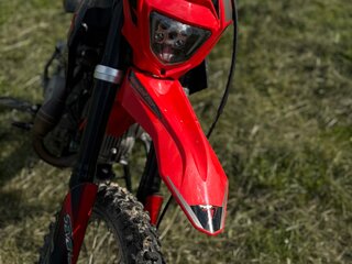 2024 Regulmoto Seven Medalist Pro, красный, 55000 рублей, вид 5