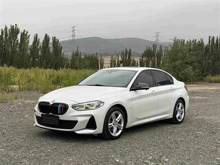 2022 BMW 1 серии 120i III (F52) Рестайлинг, белый, 1760000 рублей, вид 1