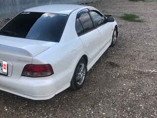 2000 Mitsubishi Galant VIII Рестайлинг, белый, 350000 рублей, вид 4