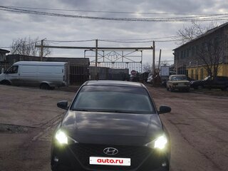 2021 Hyundai Solaris II Рестайлинг, чёрный, 1380000 рублей, вид 4