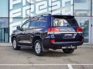 2017 Toyota Land Cruiser 200 Series Рестайлинг 2, синий, 5640000 рублей, вид 3