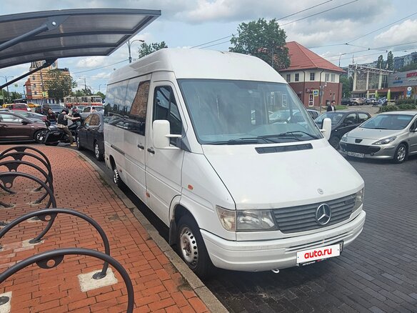 1997 Mercedes-Benz Sprinter, белый, 800000 рублей - вид 1