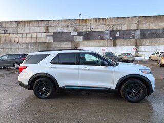 2021 Ford Explorer VI, белый, 3449000 рублей, вид 4