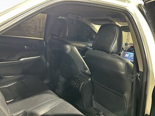 2017 Toyota Camry VII (XV50) Рестайлинг 2, белый, 2250000 рублей, вид 5