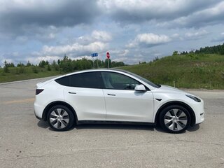 2023 Tesla Model Y Long Range Dual Motor I, белый, 4950000 рублей, вид 5