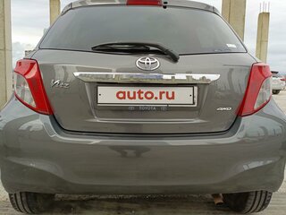 2012 Toyota Vitz III (XP130), серый, 780000 рублей, вид 4