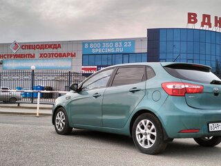 2013 Kia Rio III, зелёный, 490000 рублей, вид 3