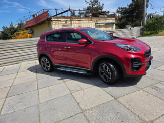 2020 Kia Sportage IV Рестайлинг, красный, 2590000 рублей, вид 2