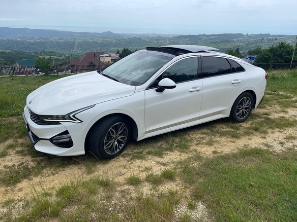 2020 Kia K5 LPi III, белый, 2790000 рублей - вид 2