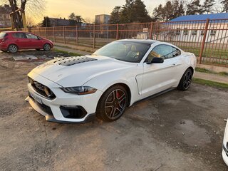 2020 Ford Mustang VI Рестайлинг, бежевый, 4150000 рублей, вид 4