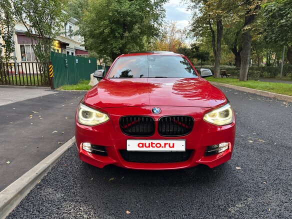 2011 BMW 1 серии 120d II (F20/F21), красный, 2450000 рублей - вид 1