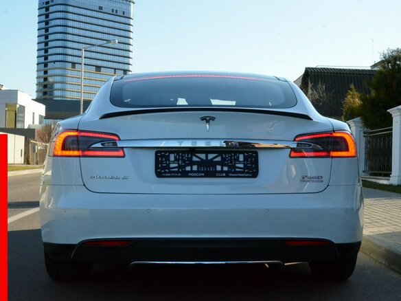 2015 Tesla Model S P85D I, белый - вид 5