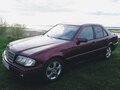 1996 Mercedes-Benz C-Класс 200 I (W202), красный