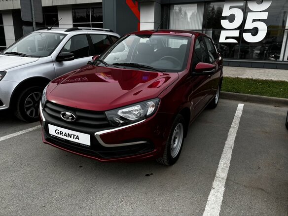 2026 Lada (ВАЗ) Granta I Рестайлинг, красный, 1238000 рублей