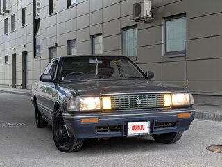 1990 Toyota Crown VIII (S130), серый, 370000 рублей, вид 1
