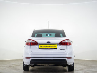 2015 Ford Fiesta Mk6 Рестайлинг, белый, 749000 рублей, вид 5
