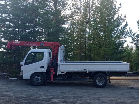 2003 Toyota Dyna, белый, 3200000 рублей, вид 2