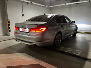2017 BMW 5 серии 530e VII (G30/G31/G38), серый, 2750000 рублей, вид 4