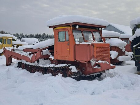 1995 АТЗ ТТ-4, красный, 3000000 рублей, вид 1