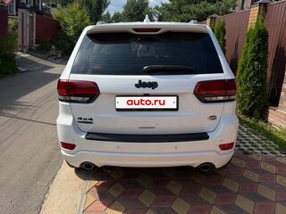 2018 Jeep Grand Cherokee IV (WK2) Рестайлинг, белый, 3899000 рублей, вид 3