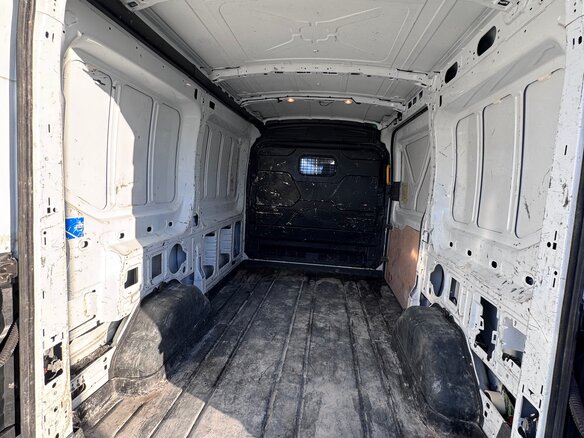 2022 Ford Transit, белый, 3900000 рублей - вид 8