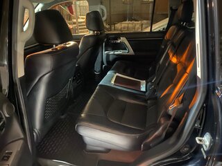 2014 Toyota Land Cruiser 200 Series Рестайлинг 1, чёрный, 3500000 рублей, вид 5
