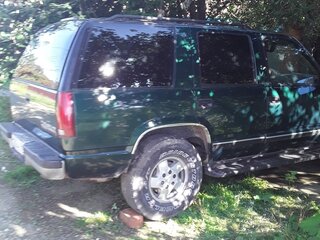 1996 Chevrolet Tahoe I, зелёный, 850000 рублей, вид 2