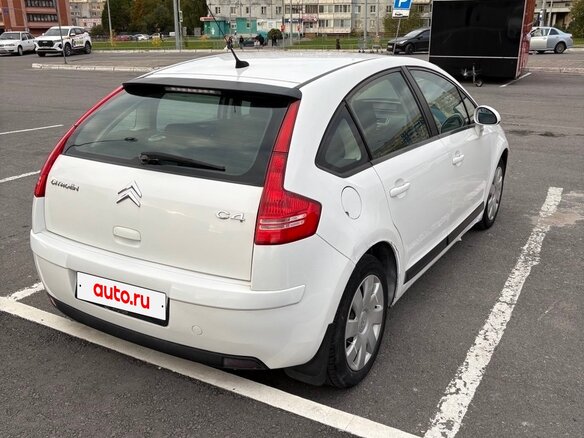 2009 Citroen C4 I Рестайлинг, белый, 320000 рублей - вид 9